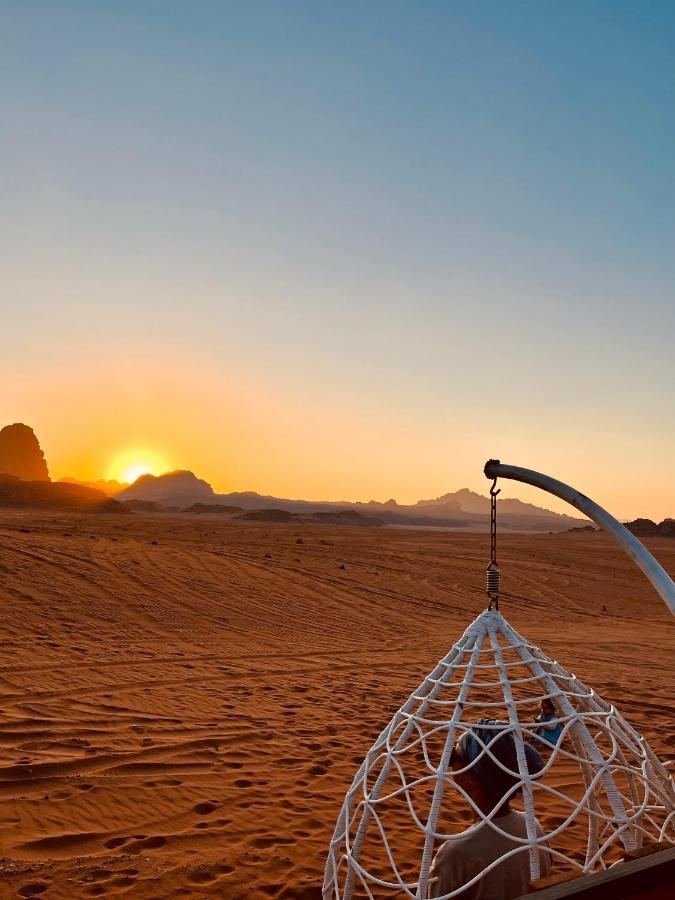 Rum Crown Wadi Rum Buitenkant foto