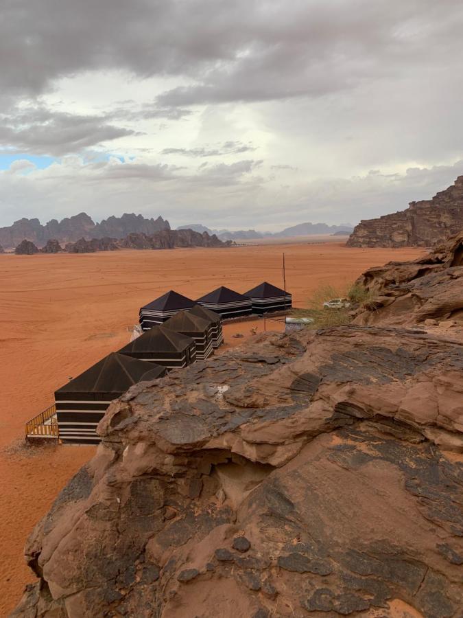 Rum Crown Wadi Rum Buitenkant foto