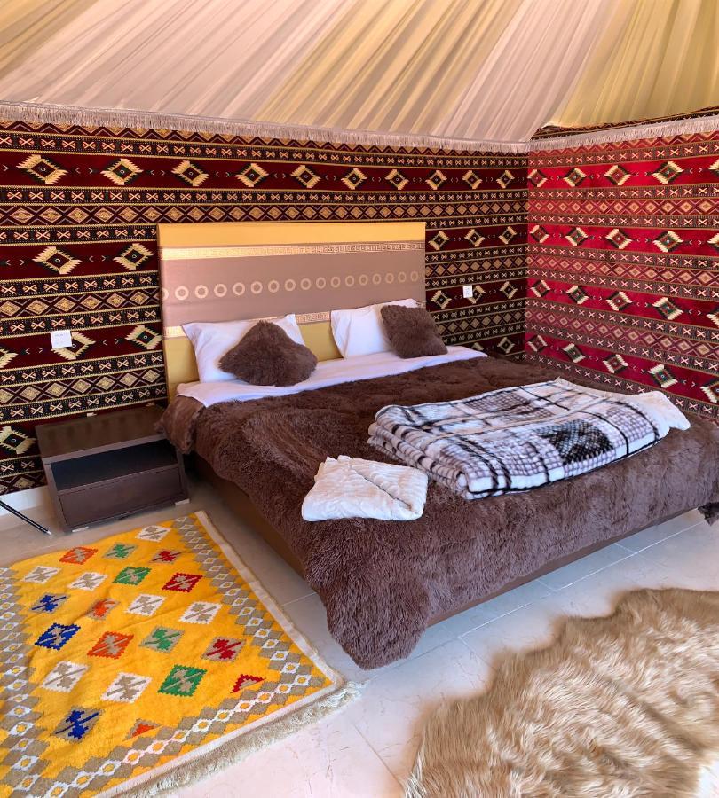 Rum Crown Wadi Rum Buitenkant foto